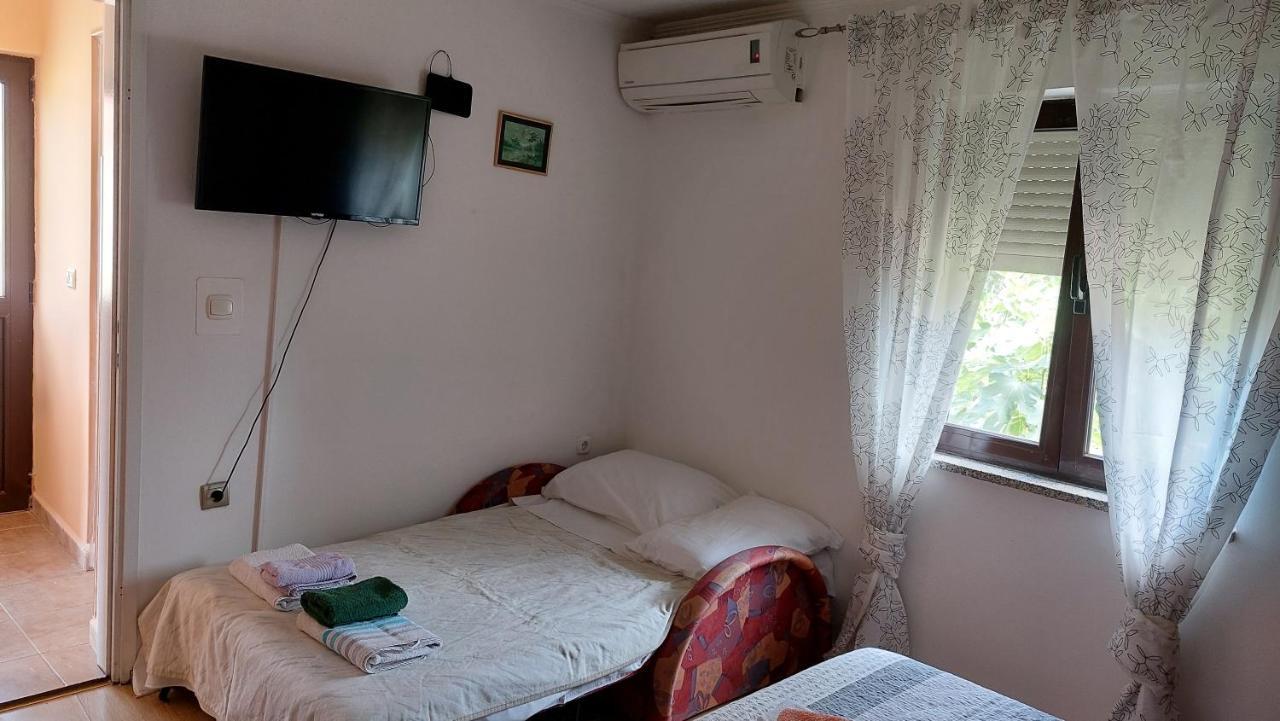 Apartments Katarina Umag Bagian luar foto