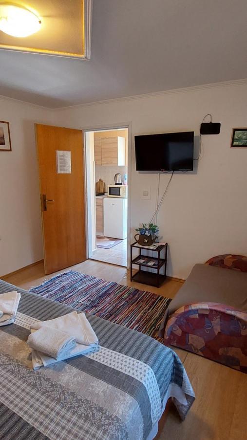 Apartments Katarina Umag Bagian luar foto